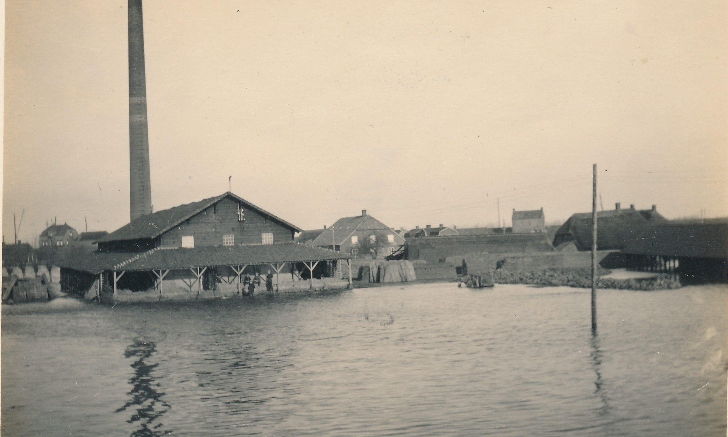 1926 – Natte voeten