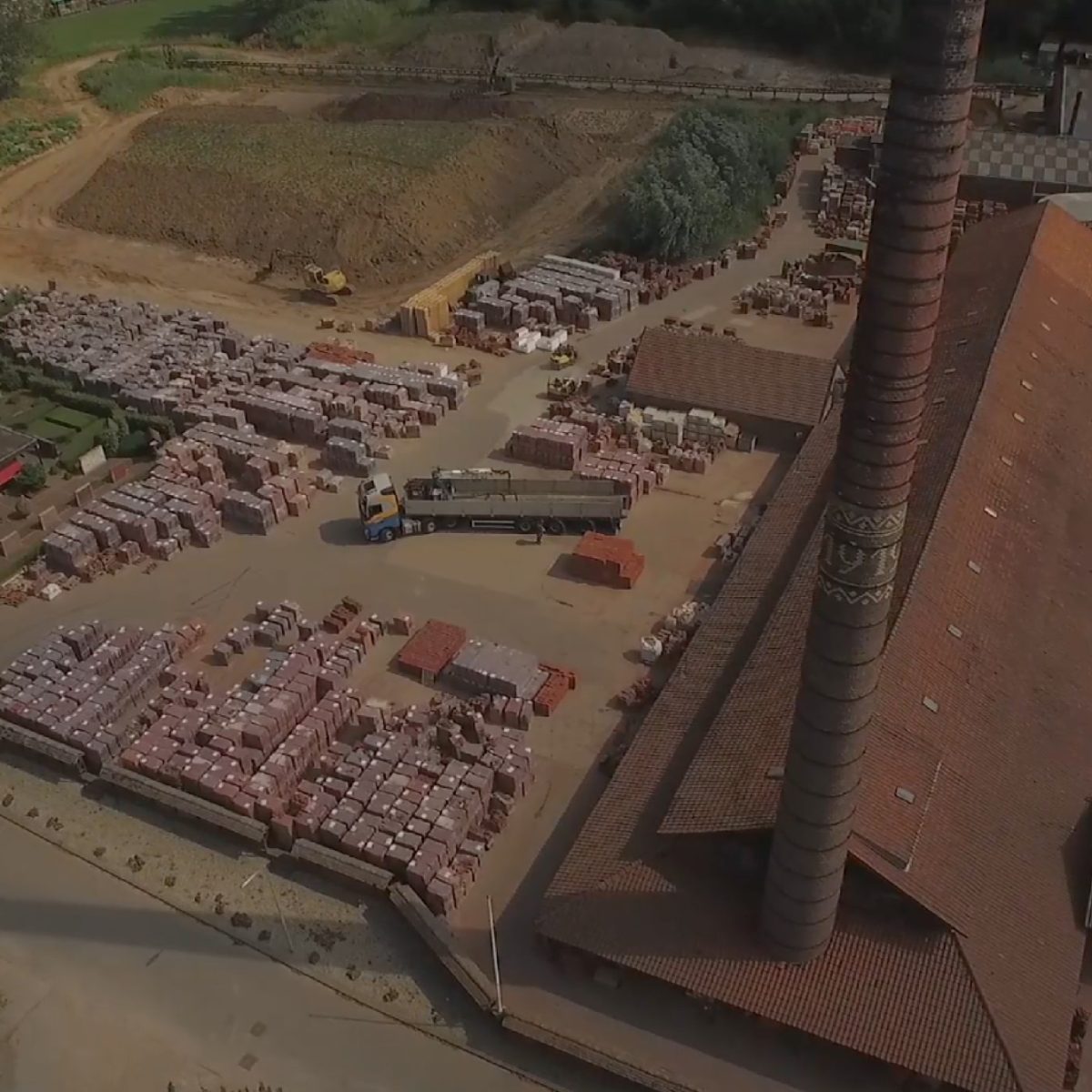 Steenfabriek Vogelensangh met de schoorsteen